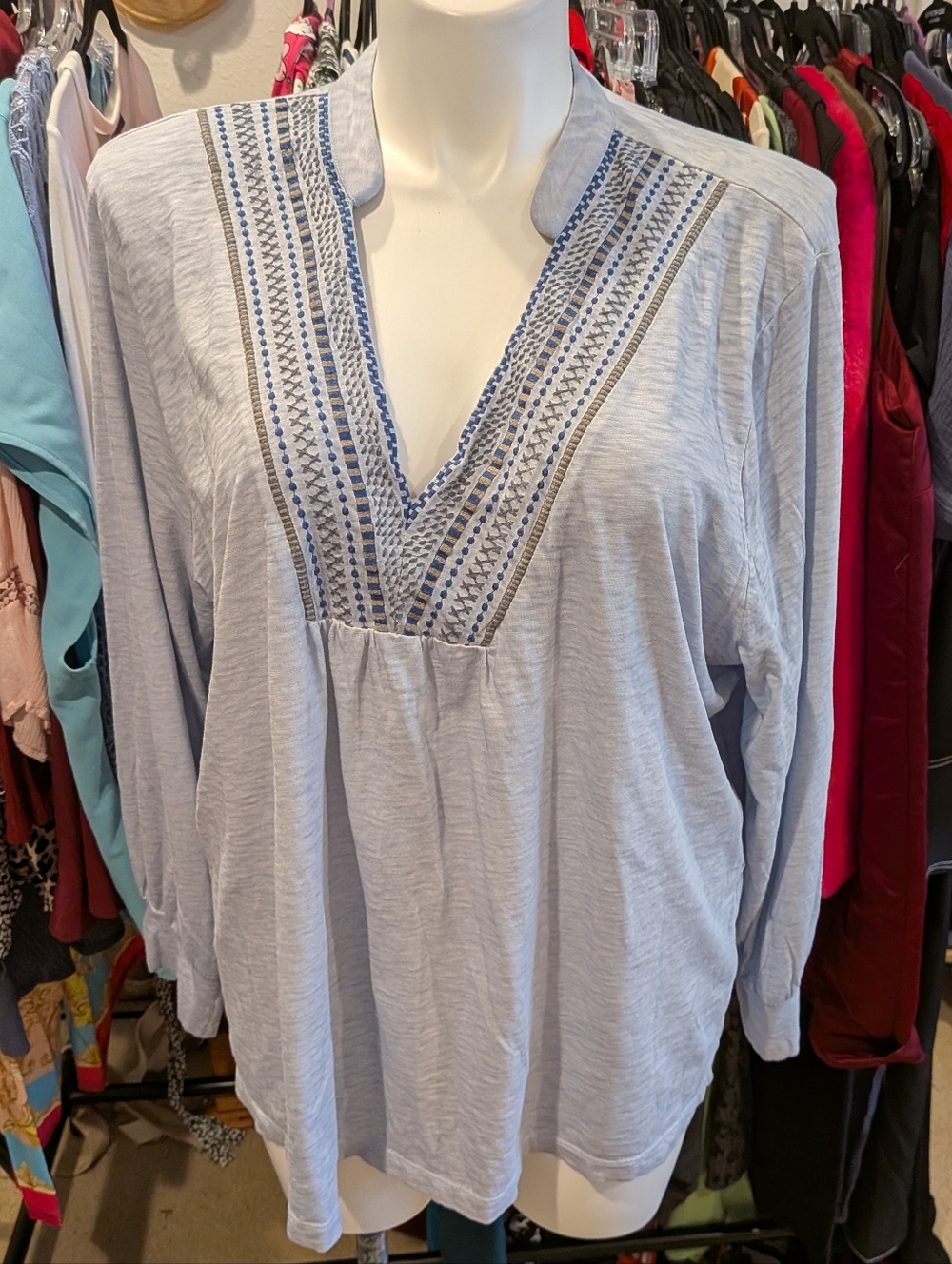Nic+Zoe Embroidered V-Neck Women's Top - 3X